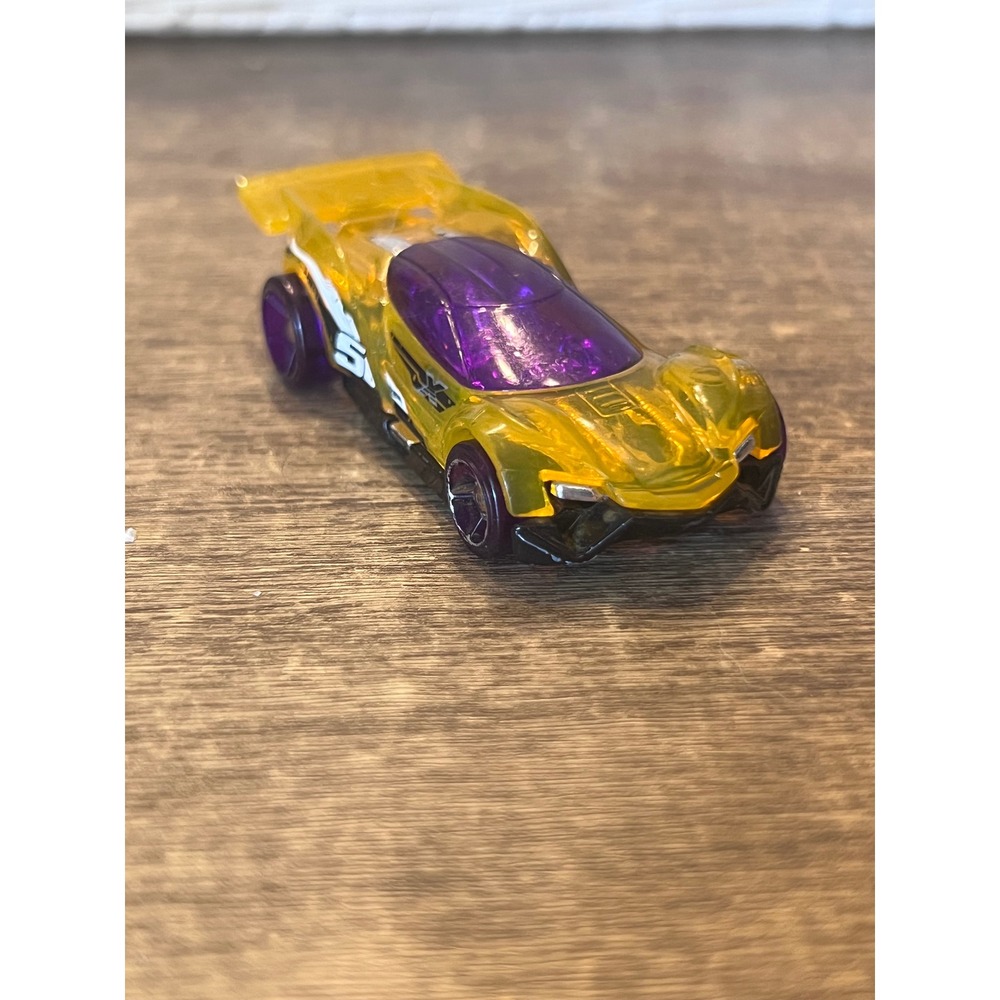 Hot Wheels 2016 X-Raycers Blitzspeeder Clear Yellow W Purple Windows Loose Car